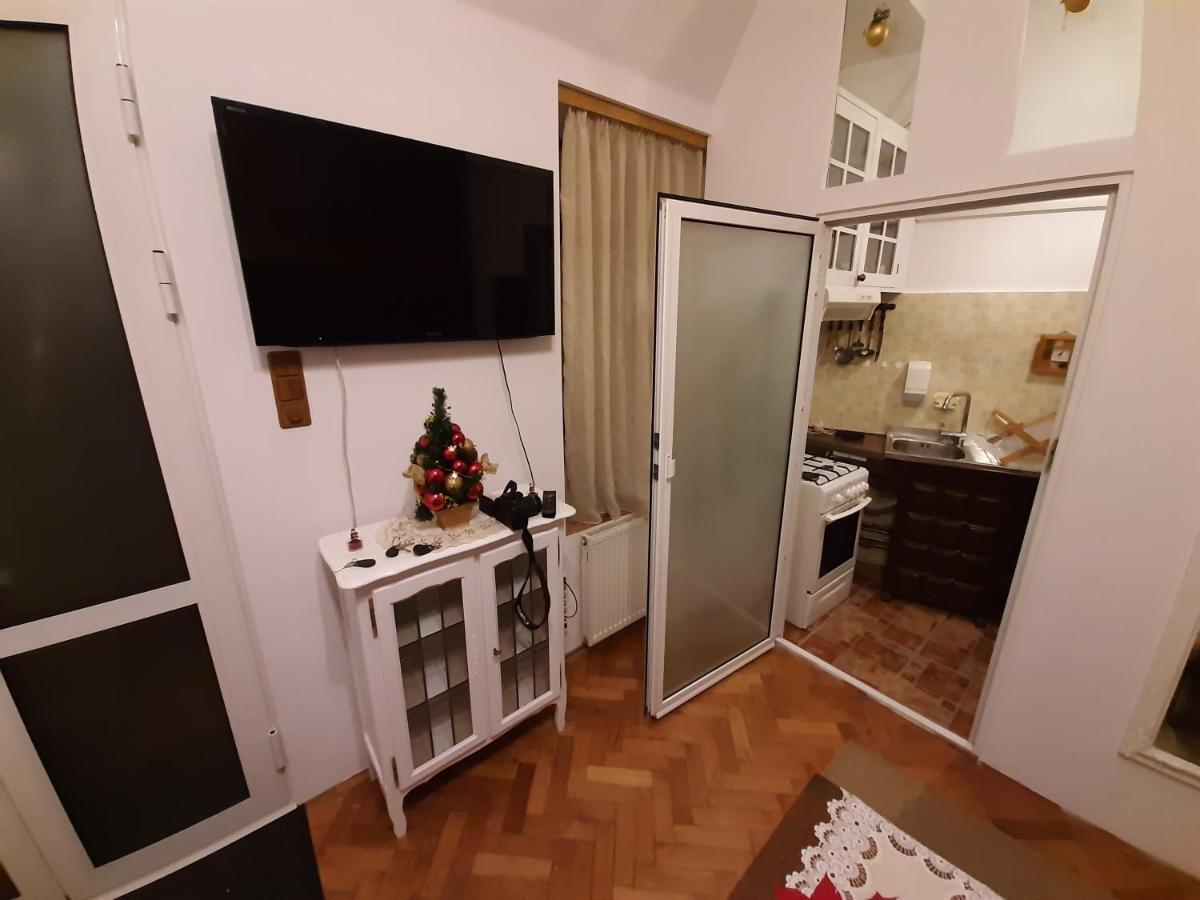 Ducville 2 Appartement Braşov Buitenkant foto